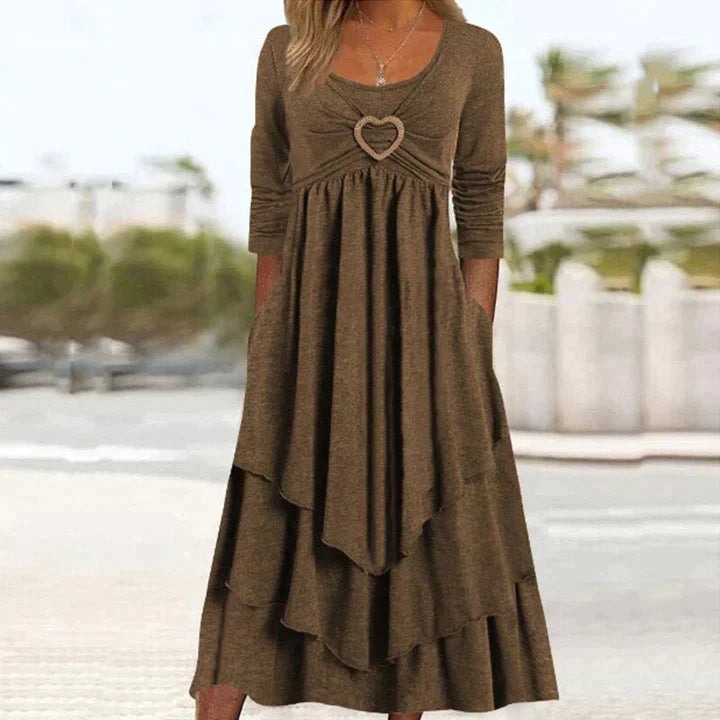 Fidela | Vestido Midi Capas Detalle Corazón