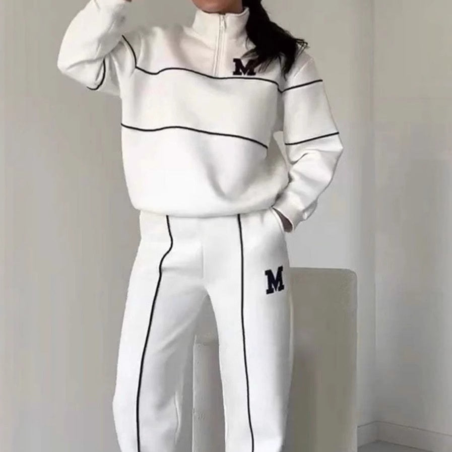 Julia | Conjunto Sudadera con Líneas