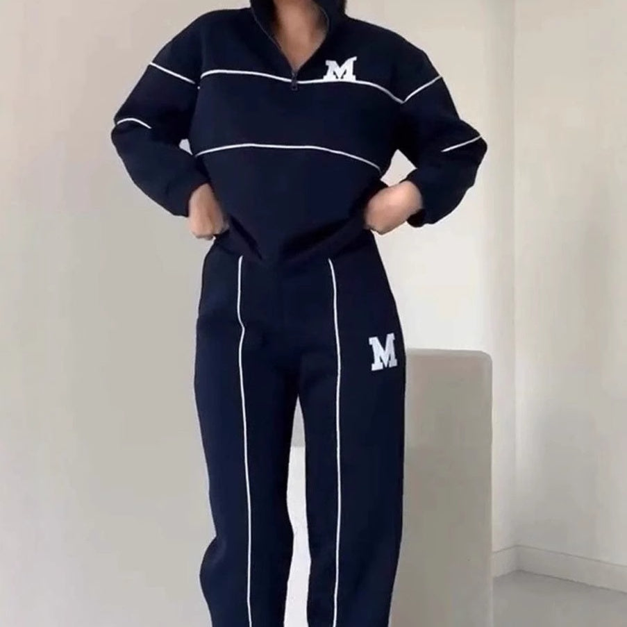 Julia | Conjunto Sudadera con Líneas